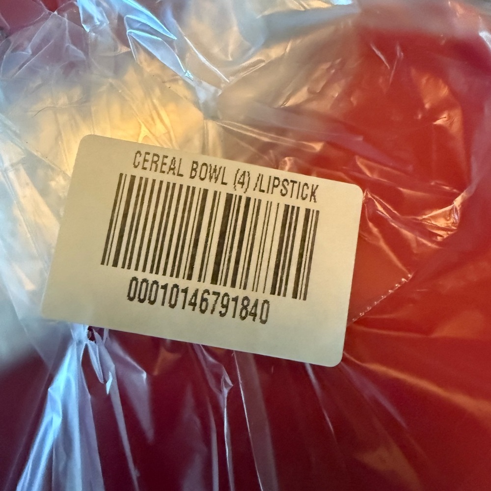 TUPPERWARE CEREAL BOWLS (4 PIECE SET) AND MUCH MORE - Picture 3 of 7